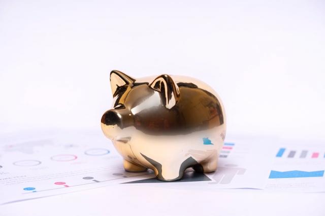 What's Fueling the Spike in Bankruptcy Filings? Inflation&Tariffs May Be the Cause