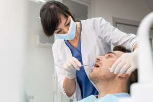 Daily Oral Habits That Lead to Stronger Teeth and Gums Daily Oral Habits That Lead to Stronger Teeth and Gums